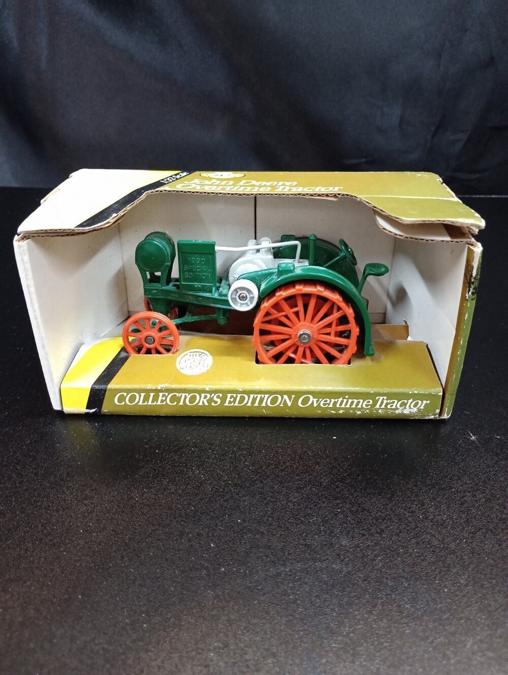 ERTL, John Deere, Overtime Tractor, #5607, 1:32 Scale, Diecast, NIB